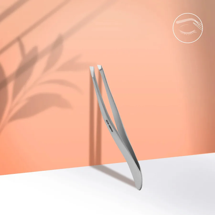 F1F9BD64-FEA7-4E1E-B88A-F8DEDD9B8D03.jpg Pinza de cejas classic 13 3 Staleks - Imagen 1